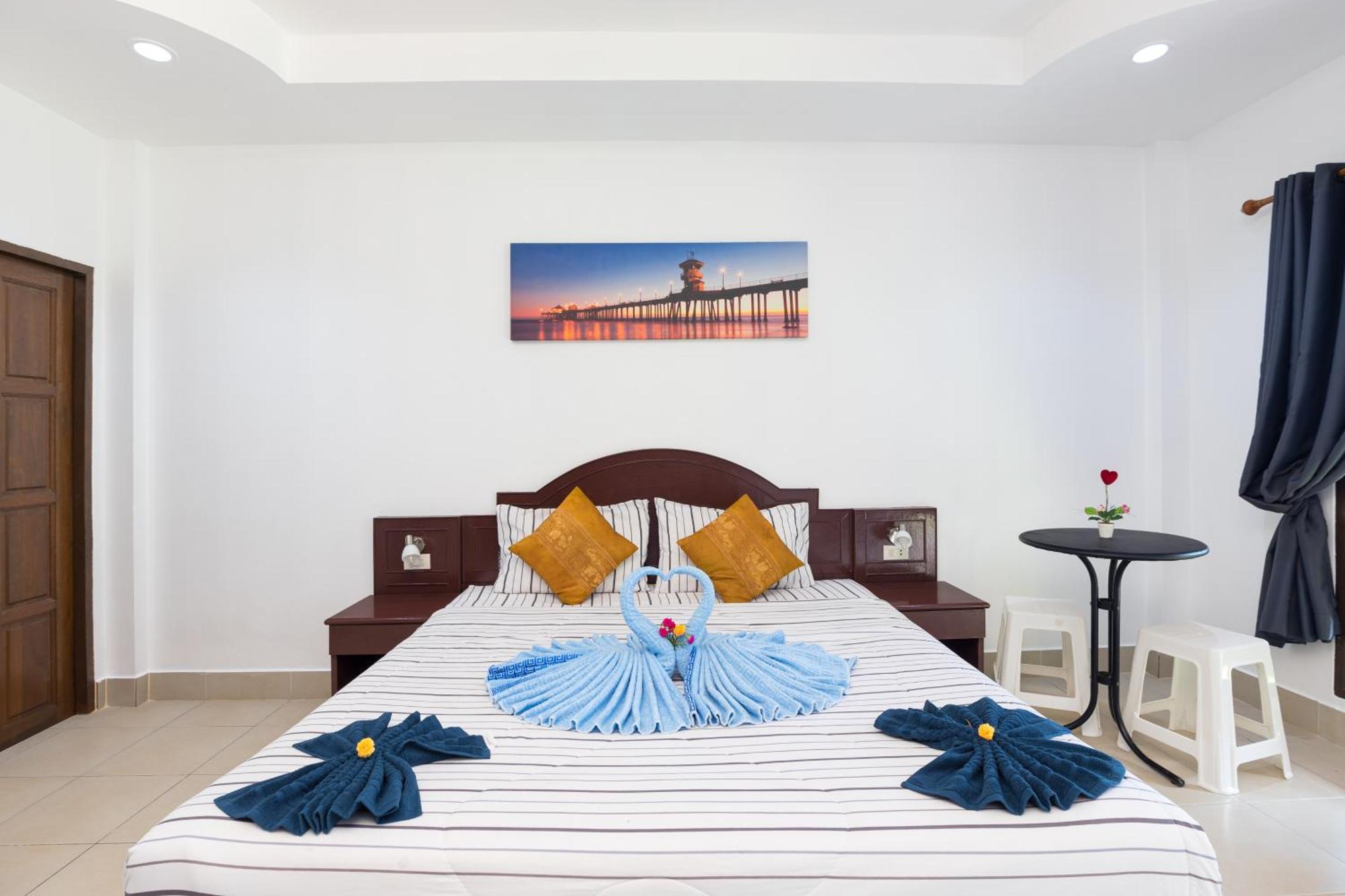 Grand View Hotel Patong Kültér fotó